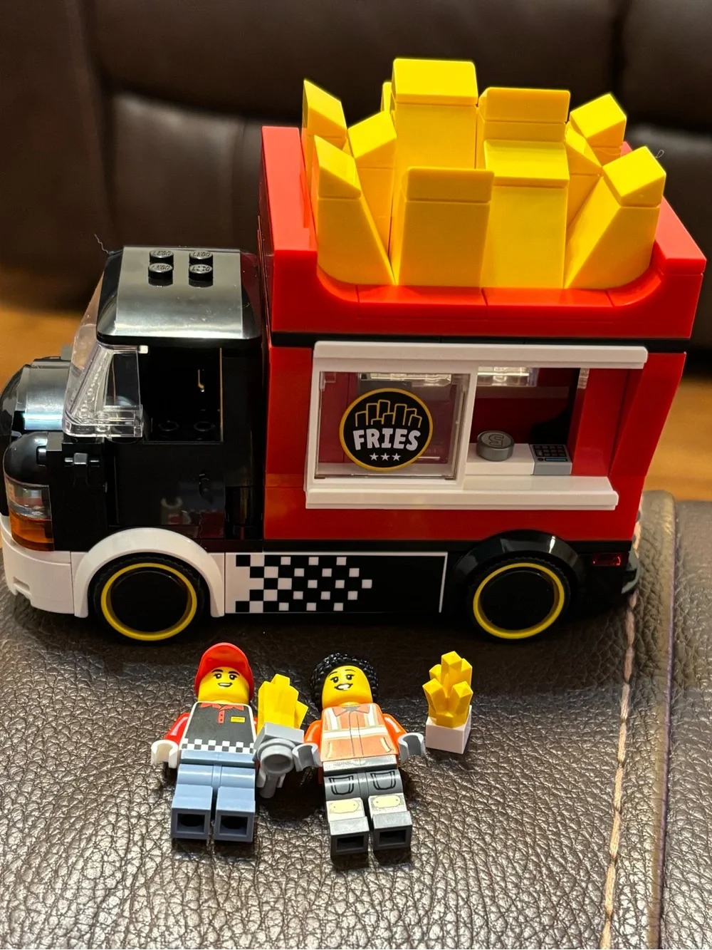 Complete Lego City 60488 Fries Food Truck set-complete with figs and instruction